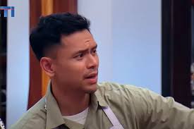 Disebut Menyebalkan! Fajar Terpaksa Masukkan Danny ke Timnya di Galeri  MasterChef Indonesia Season 12