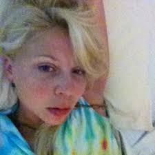 Jaclyn Henderson's Instagram, Twitter & Facebook