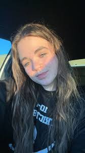 Kasey Bowen's Instagram, Twitter & Facebook