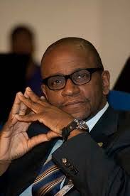 Malcolm Roy's Instagram, Twitter & Facebook