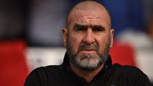 Eric daniel pierre cantona is a french actor and one of the most vibrant football players of the french national team. Badespass Mit Eric Cantona Die 10 Kuriosesten Marotten Und Eigenheiten Im Fussball German Site