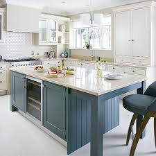 Peaceful and homey are just a few tones we obtain from this kitchen model. Home Living Blog Modern Country Kitchen Designs