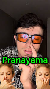 El hoyo derecho te activa y el izquierdo te calma. Aprende a respirar ,  #futbolista #futbolistas #futbolmexicano #futbol #fútbol