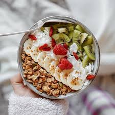 Mon Petitdjeuner Ce Matin Granola Yaourt Grecque Fruits Frais Coco Alimentation Recette De Petit Dejeuner Smoothie Bol