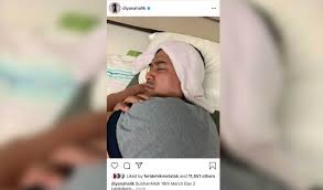 Hal ini dapat membantu meredakan untuk menurunkan panas akibat demam pada anak, anda dapat mengiris bawang merah dan mencampurkannya dengan minyak kayu putih. Demam Panas