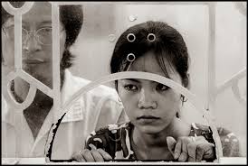 Solitary Dog Sculptor I: Photos