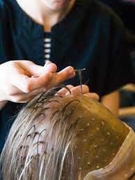 Home » beauty & personal care » hair styling » how to highlight hair using a cap. Colorist S Frosting Cap Yields Cute Blonde Highlights On Woman S Hair Allure