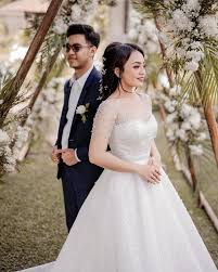 Berikut adalah lima pasangan artis yang dikumupulkan detikcom, selasa (19/1/2021) yang nekat nikah meski orang tua tak merestui Direktori Wedding Vendor Gaun Pengantin Di Yogyakarta Bridestory Com