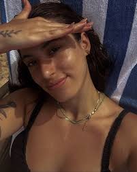 camila (@camilapbbarbosa) • Instagram photos and videos