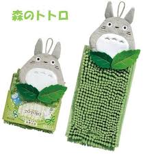 となりのトトロ お手ふき ハンドタオル マイクロファイバー 吸水 もこもこ ホック付き ジブリ Totoro トトロ ネコバス 花 新築祝い Senko 91184 91198 91186 E One イーワン暮らし館 通販 Yahoo ショッピング