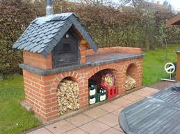Bilder zum bau eines pizzaofens zum nachbauen. Die Ofenschmiede Holzbackofen Kaminofen Grills Flammkuchenofen Holzbackofen Steinbackofen Brotbackofen Kaminofen Pizzaofen Pizzaofen Feuerschalen Holzkohlengrill Gasgrills Startseite