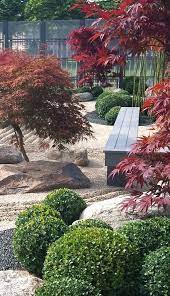 40 Zen Japanese Garden Design Ideas Based On The Space Available You Would Need To Decide On How F Japanese Rock Garden Zen Garden Design Garden Layout