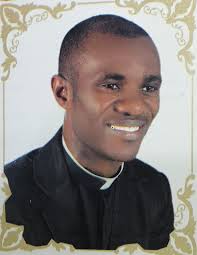 Entdecke rezepte, einrichtungsideen, stilinterpretationen und andere ideen zum ausprobieren. Bishop Denis Isizoh Priestly Diaconate Ordinations