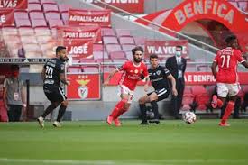 Santa clara accueille benfica pour la 12e journée du championnat du portugal : 2ucqnar9y0c Qm