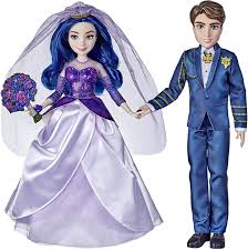 Amazon Com Disney Descendants Mal And Ben Dolls Inspired By Disney The Royal Wedding A Descendants Story Toys Include Outfits Shoes And Fashion Accessories Toys Games