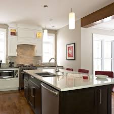 Ilot De Cuisine Fonctionnel Avec Evier En Sous Plan Et Lave Vaisselle Interior Design Kitchen Kitchen Design Kitchen Interior