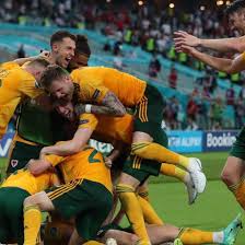 'aaron ramsey curse' stroke again recently and without any explanation. Fussball Em Wales Siegt Dank Bale Und Ramsey Turkei Vor Turnier Aus Svz De