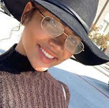 Hello Everyone! I'm so happy i found you all! A little about me! I'm a  Tampa Native and have resided in the New Tampa community for about 5 years.  I have two