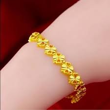 Warna dari logam tembaga inilah yang memberikan warna kekuningan dan terlihat cantik saat emas murni biasanya mengandung kadar logam mulia 99,99%. Gelang Tangan Gelang Emas Tulen Wanita Gelang Cinta Emas Keras Gelang Cinta Warna Murni Pemindahan Warna Gelang Yunzhu Boleh Laras Shopee Malaysia