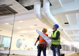 Arsitek dapat menjadi perancang bangunan sesuai permintaan klien. 7 Alternatif Karier Untuk Lulusan Program Studi Arsitektur Rencanamu