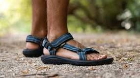 7 Best Hiking Sandals in 2025 | RunRepeat