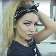 This is one of the coolest, in which the milk girl braid and the bandana style are put together in one. 14 Creative Ways To Wear A Bandana More