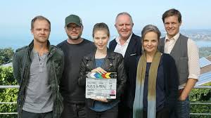 Das ermittlerduo um hannah zeiler (nora waldstätten) und micha oberländer (matthias koeberlin) steht gerade für folgen 10 und 11 vor. Orf Premiere Fur Neue Folgen Die Toten Vom Bodensee Tv Orf At