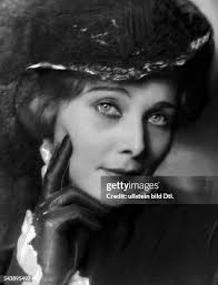 103 Gerda Maria Photos & High Res Pictures