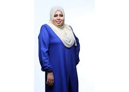 Terbaru dari penulis siti rosmizah sekuel novel 7 hari mencintaiku jangan ketinggalan memilikinya whatsapp 0177342366. Semua Novel Siti Rosmizah Dicetak Rompak