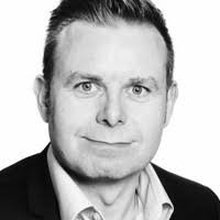 2700+ perfiles de «Duch»