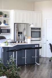Benjamin Moore Cabinets Trim Simply White Island Hale Navy Walls Classic Gray Teresa Hall Mckinnon Color Beautifu Hale Navy Cabinet Trim Navy Walls