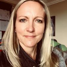 See you can't just do that and not expect thousands of queens💁💅💜