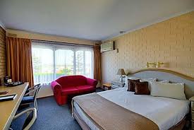 Gateway motor inn warrnambool warrnambool from $77 per night 8.1 very good 640 reviews good location, friendly staff. Accommodation Hotel Warrnambool Travel Guide