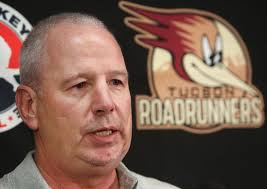 Tucson Roadrunners coach Mark Lamb quietly leading club through adversity
