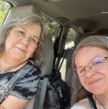 How does a PDF download pattern work?