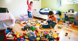 Warna gelap, seperti plum ini, berfungsi dengan baik. 5 Langkah Mudah Galakkan Anak Anda Untuk Mengemas Bilik Mereka Sendiri Impiana