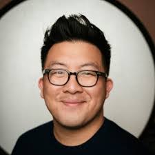 Susan Lakin's Instagram, Twitter & Facebook