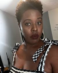 Vonda Taylor (@unapologeticallyroyalchef) • Instagram photos and videos