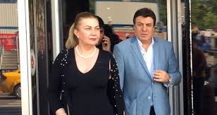 Harika pazar programında gösterilen, 10 sene önce coşkun sabah'ın ceyda okay ile evlendiği geceden kısa görüntüler. Coskun Sabah 4 5 Milyon Lira Tazminatla Bosandigi Esini Iftarda Agirladi Haberler Magazin