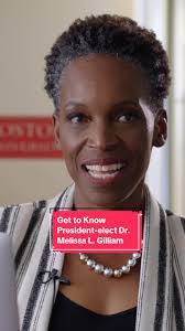 Melissa Orme's Instagram, Twitter & Facebook