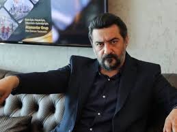 Poyraz karayel'in sevilen oyuncusu zülfikar karakterini canlandıran celil nalçakan'ın muhteşem yorumu ile değmen benim. Celil Nalcakan Kimdir Evli Mi Kardeslerim Dizisinde Mi Oynuyor