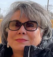 Luis Land's Instagram, Twitter & Facebook