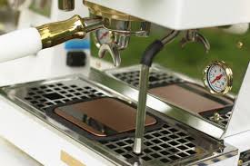 La ciudad florentina de scarperia alberga la fábrica y la sede de la empresa y sus sucursales están ubicadas en. Craftsman Series Pantechnicon Linea Mini La Marzocco Home