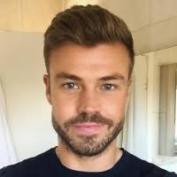 400+ "Steven Guy" profiles