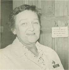 As students protest, Bennett speaks