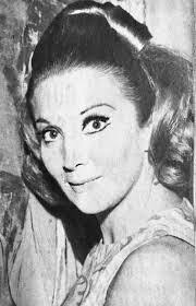 Delilah Pate's Instagram, Twitter & Facebook