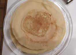 D'après la dame interviewée, quelle est l'origine de la. C Est La Chandeleur Hourra Mais Pourquoi Se Goinfre T On De Crepes Aujourd Hui