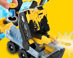 Изображение: Imaginext DC Super Friends Batman Transforming Tank toy