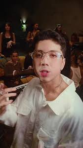 Fern. y Costa Cashman: ¡Manteniendo el Ritmo en #WHATITDO!