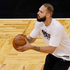 Evan fournier is a shooting guard from france born in 1992. Is Evan Fournier A Good Buy Low Option For The Sixers Liberty Ballers